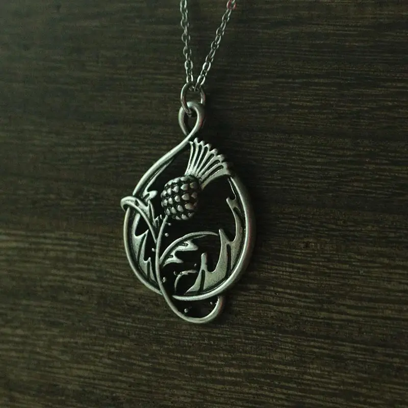 1 шт. двустороннее ожерелье с подвеской в виде шотландского тигра растение