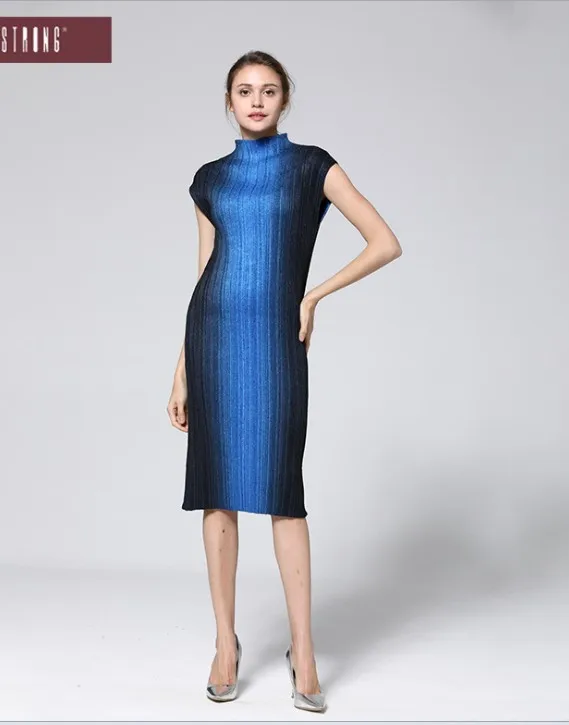 HOT SELLING Miyake  fold  sleeveless fashion stand collar Gradient dress  IN STOCK