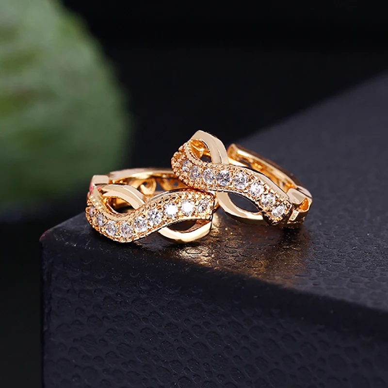 Женские серьги IF ME золотого цвета с австрийскими кристаллами | Украшения и