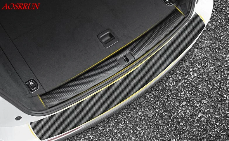 2PCS Car Rear Bumper Trunk Cover Trim Guard Plate Decal carbon fiber Leather Sticker For Audi Q5 8R 2009- auto Accessories