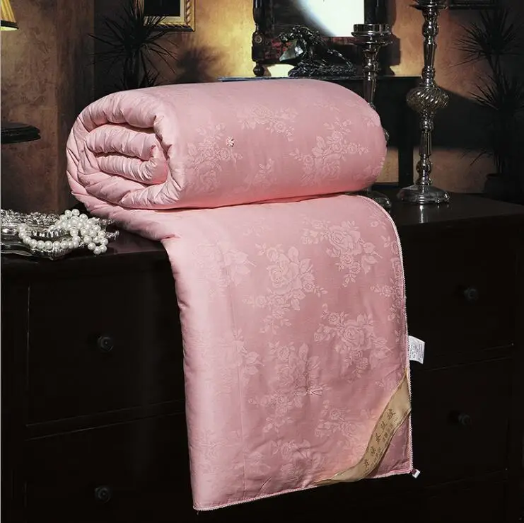 Одеяло из 100% шелка для осени и зимы с аппликацией