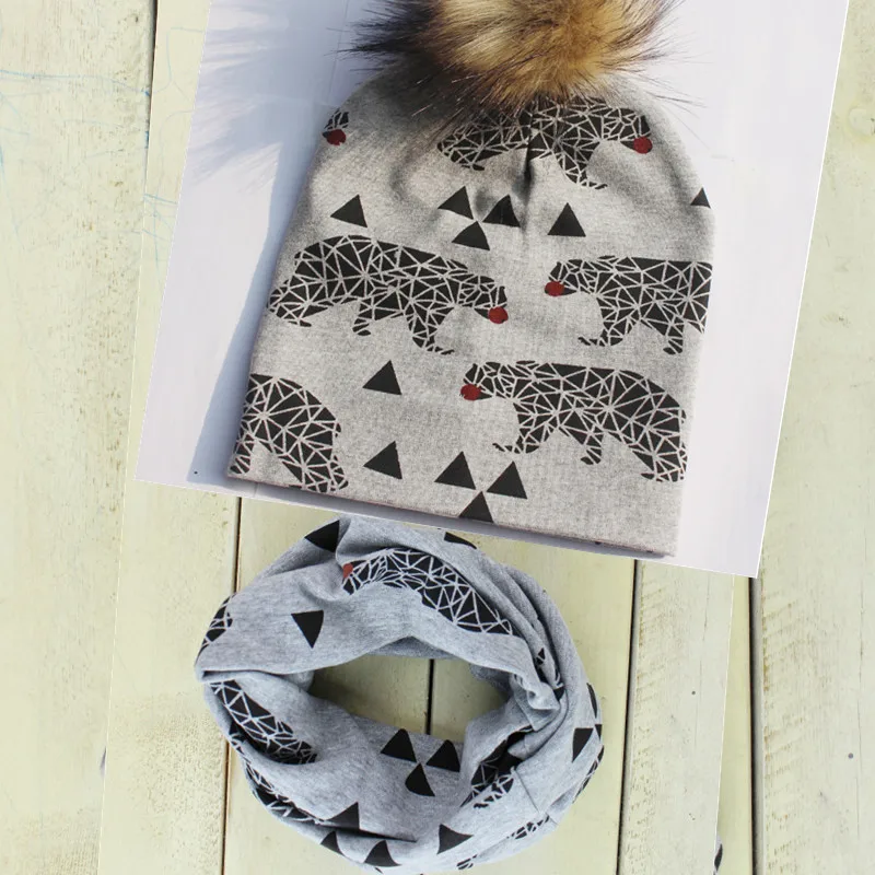 bear grey hat set Г. Новые брендовые Детские вязаные шапки, комплект с утепленным воротником, с рисунком панды, Бэтмена, хлопковая детская шляпа, шарф, комплекты - Цвет: bear grey hat set
