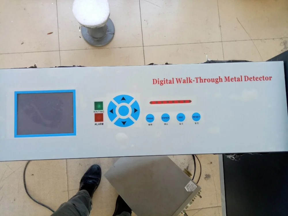 Бесплатная доставка и оптовая цена! Металлоискатель Pinpoint Factory 18 зон с ЖК-дисплеем