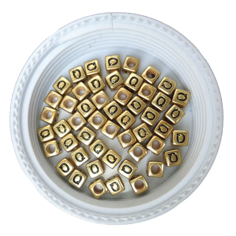 

Free Shipping 2600PCS Q Printing Acrylic Letter Beads Gold Tone Square Plastic Alphabet Beads for DIY Name Bracelet Making