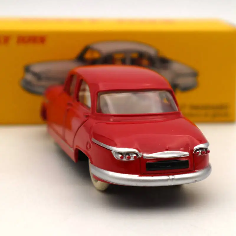 1/43 DeAgostini Dinky toys 547 PL 17 Panhard Red Diecast Модели Авто Подарочная коллекция
