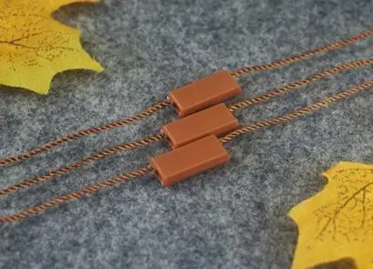 CHOCLATE 1000 шт. хорошего качества для висячей бирки в одежде, бирка строки шнур для одежды, ваш заказ прямо к этому поставщику цена ярлыка или пломбировальная наклейка - Цвет: CHOCLATE