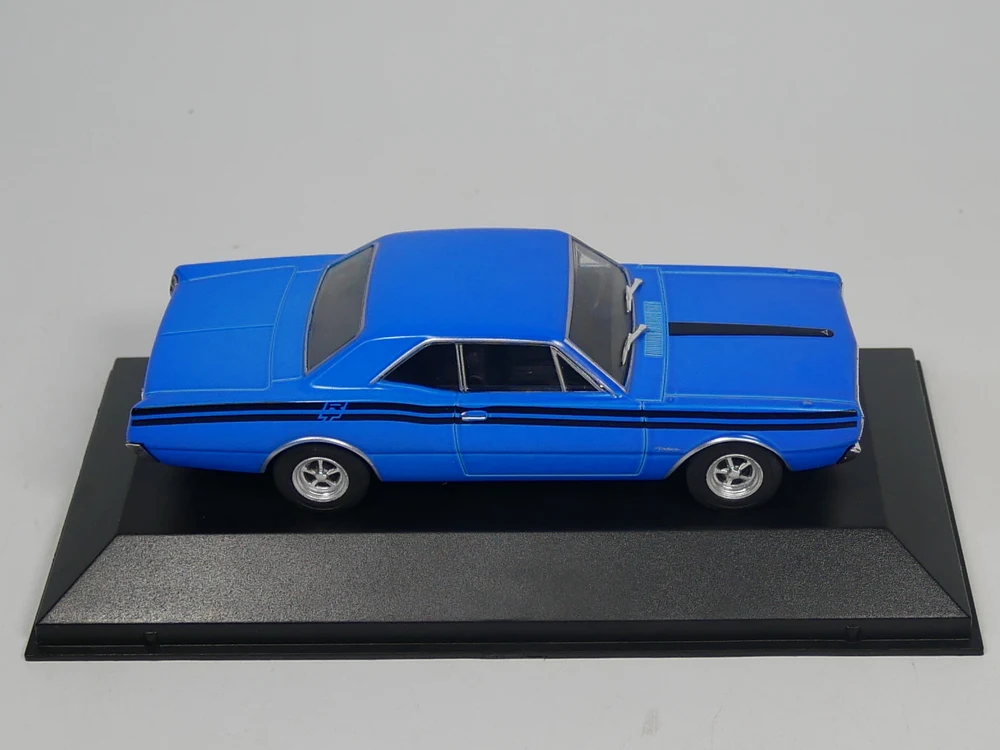 Ixo 1:43 Dodge Polara RT 1974 литая модель автомобиля