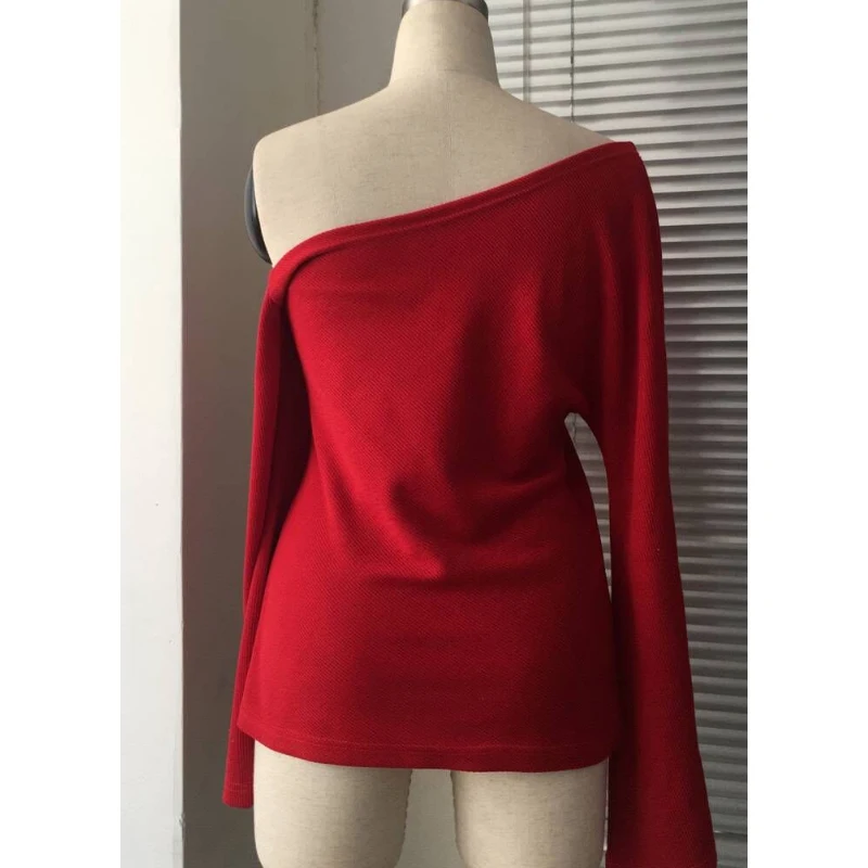 

Off Shoulder Solid Sexy Sweaters Mujer Winter Long Sleeve Jumper Women Loose Pullover Knitted Sweaters Plus Size