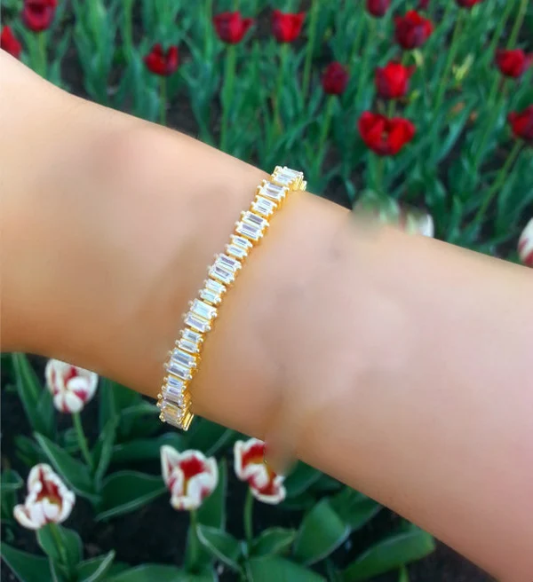 Высокое качество 2017 девушка настроить багет кубического циркония оптовая