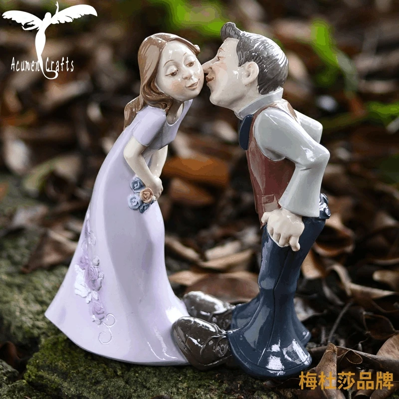 

Cartoon Girls Wedding Valentine's Day Gifts Living Room Bedroom Studio Bar Decorations Craft Accessories