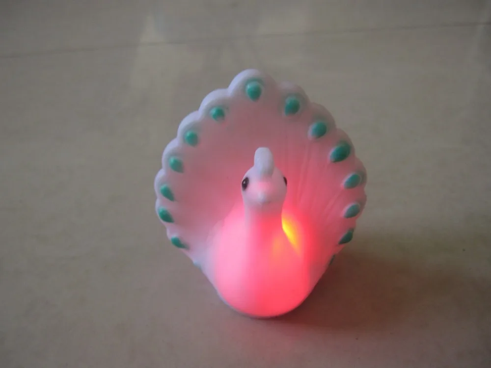 Новый павлин Красочные небольшой светодиодный светильник автоматически