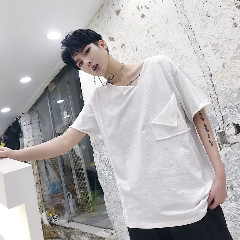 

M-XL!!Summer alternative V-neck solid color shirt half-sleeved lazy loose bottoming shirt men's short-sleeved T-shirt.