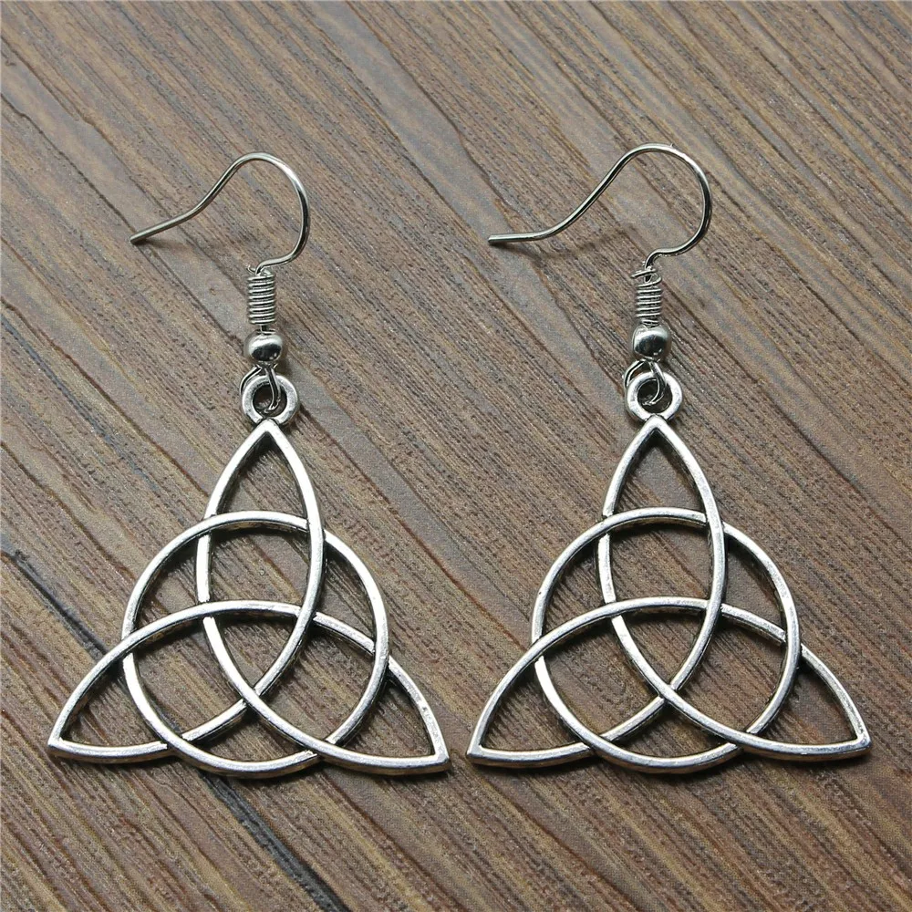 Винтажные Новые Модные Простые 28 мм Triquetra Symbol очаровательные Висячие серьги для