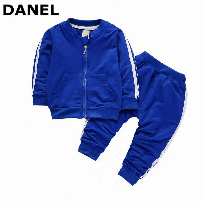 Коллекция 2017 года модные осенне-зимние комплекты одежды для маленьких мальчиков