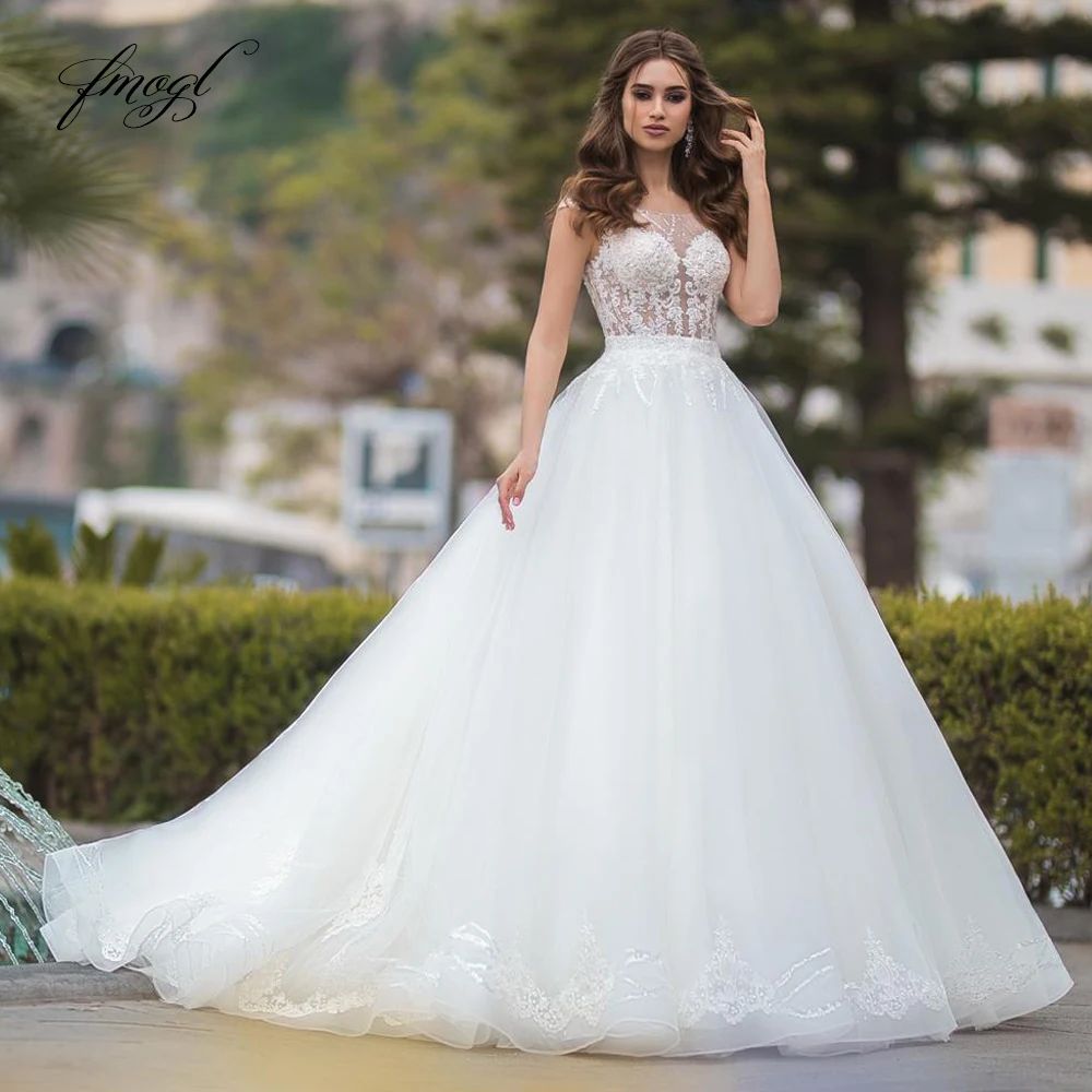 

Fmogl Sexy Illusion Scoop Neck Ball Gown Wedding Dresses 2020 Luxury Appliques Beaded Sequined Court Train Vintage Bridal Gowns