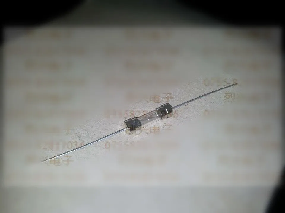 

Original new 100% 5x20 foot glass double hat fuse tube Dian Xiqiu slow melting T1.6AL250V