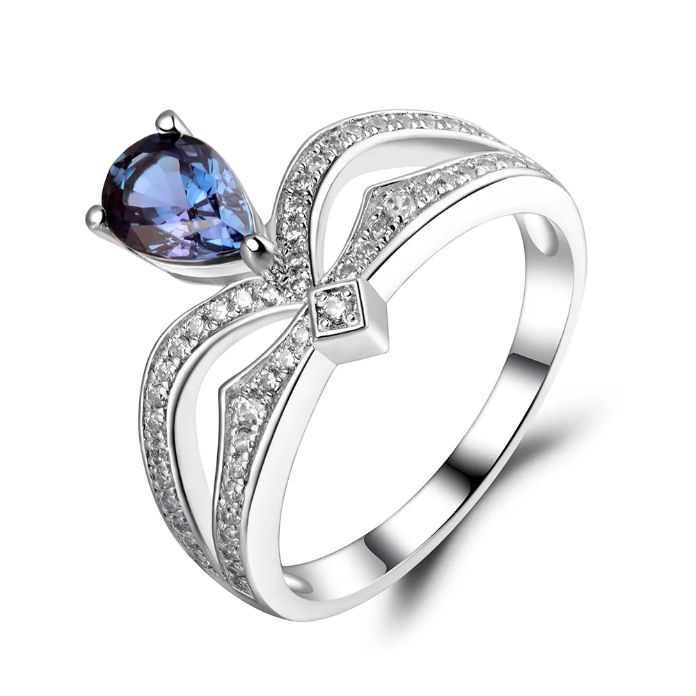 Женское кольцо с александритовым камнем | Украшения и аксессуары