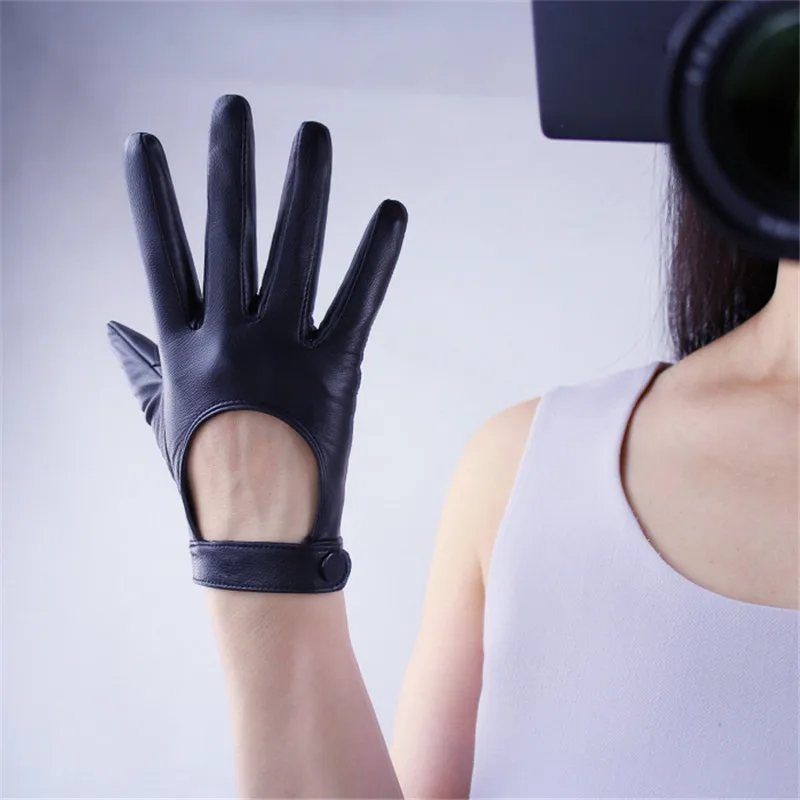 

Touchscreen Genuine Leather Gloves Female Pure Sheepskin Locomotive Black Short Style Button Driving Women Mittens TB35