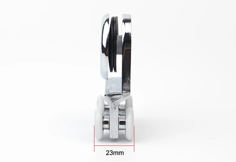 Душевая комната стеклянные раздвижные двери маленькие подвесные колеса и шкивы