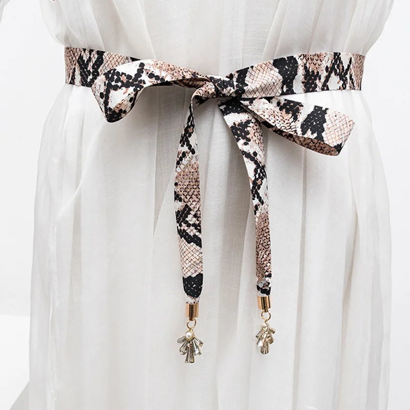 Новинка Женская обувь со змеиным лицевым покрытием Пояс с бантиком Платье