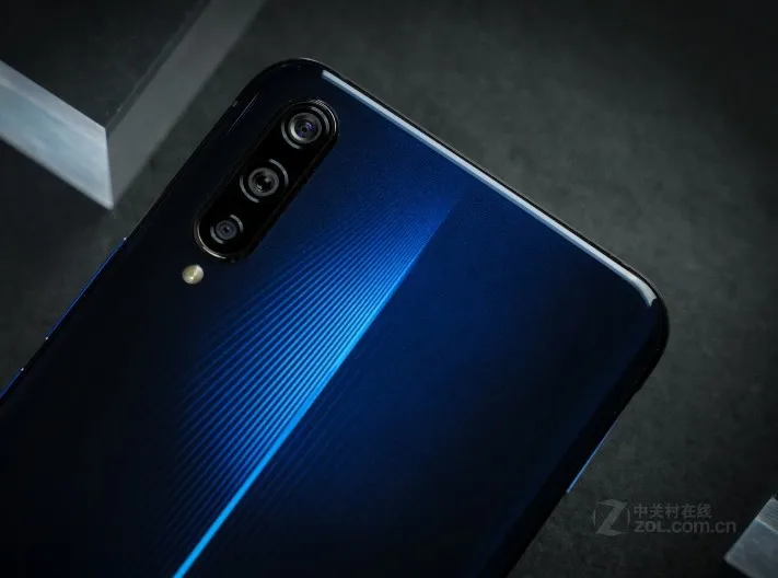 Официальный vivo celular iQOO мобильный телефон Android 9 Snapdragon 855 NFC type-C 4000mAh 44W быстрая зарядка крутой 4D игровой мобильный телефон
