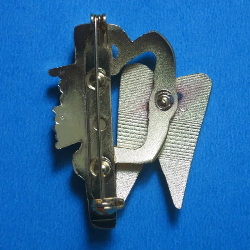 Зубной значок подарок стоматологической клиники металлический зубчатый в форме