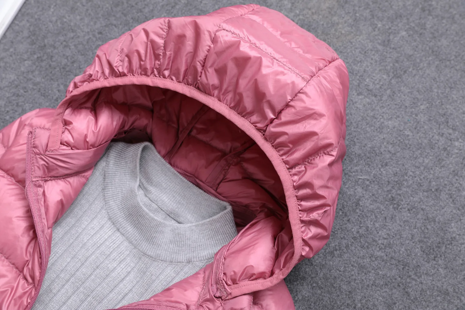 Women 90% Duck Down Ultra Light Down Jacket detachable Hat Fashion Autumn Winter Warm Slim Zipper Jackets Women