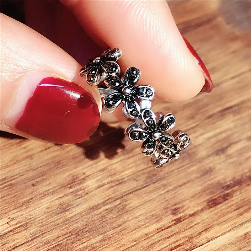K's Gadgets Vintage Flower Silver Plated Rings For Women Rhinestone Cubic Zirconia Hand Open Finger Ring Party Jewelry Anillos |
