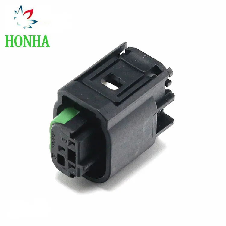 

Разъемы Tyco 1-967642-1 3-контактные PA66 5/10 комплектов