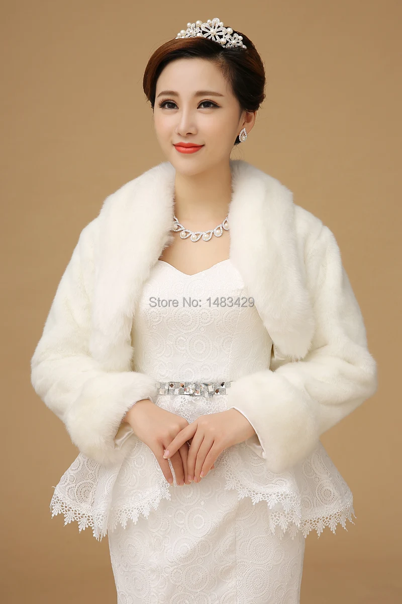 White Long Sleeve Faux Fur Winter Wedding Coat Bridal Wrap 2015 Cloak Cheap China Party Warm For Dresses Swing Thick |