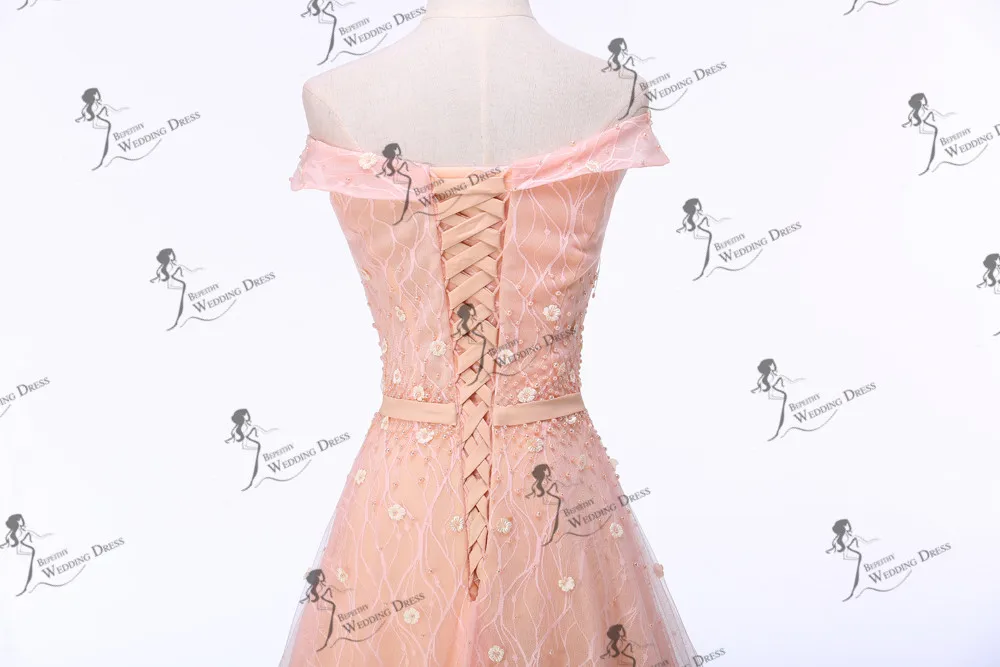 Женское длинное вечернее платье розовое элегантное с открытыми плечами вечерние