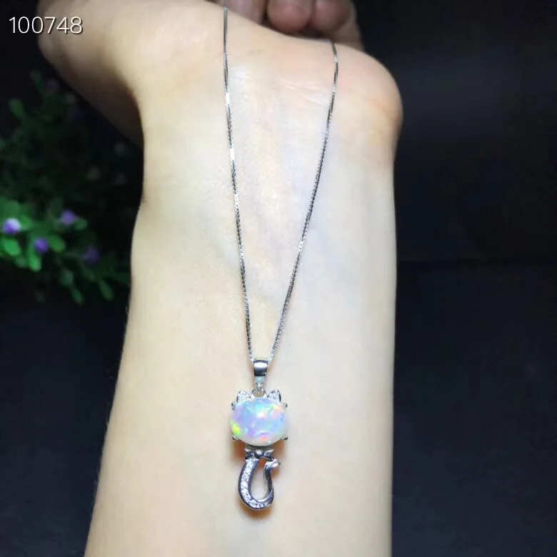 

Natural Opal Pendant, cute kitten, beautiful fire, from Australia's mining area, 925 silver to send the chain