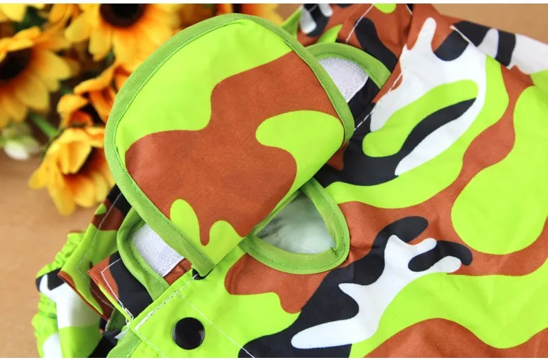 Камуфляжный дождевик для больших собак, водонепроницаемые товары для домашних животных для больших собак, дождевик для собак, куртка с капюшоном, клетчатая одежда для больших собак
