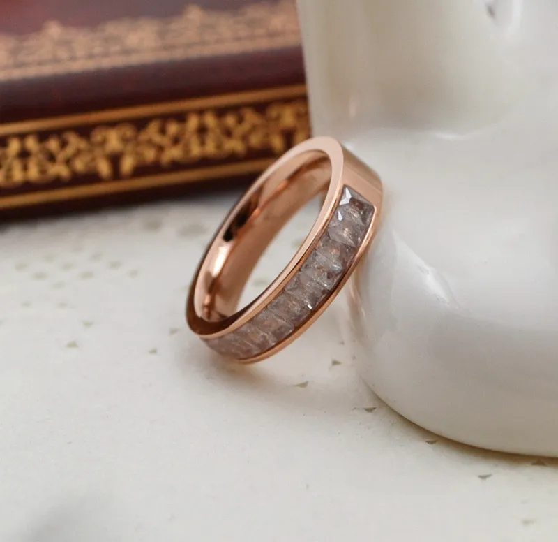 Разноцветное черно-белое розовое фиолетовое CZ Кристальное широкое кольцо для