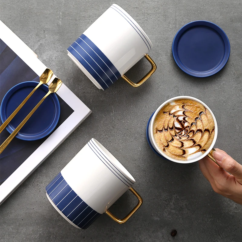 Креативные ins короткие керамические кружки с крышкой ложкой молочный кофе чай