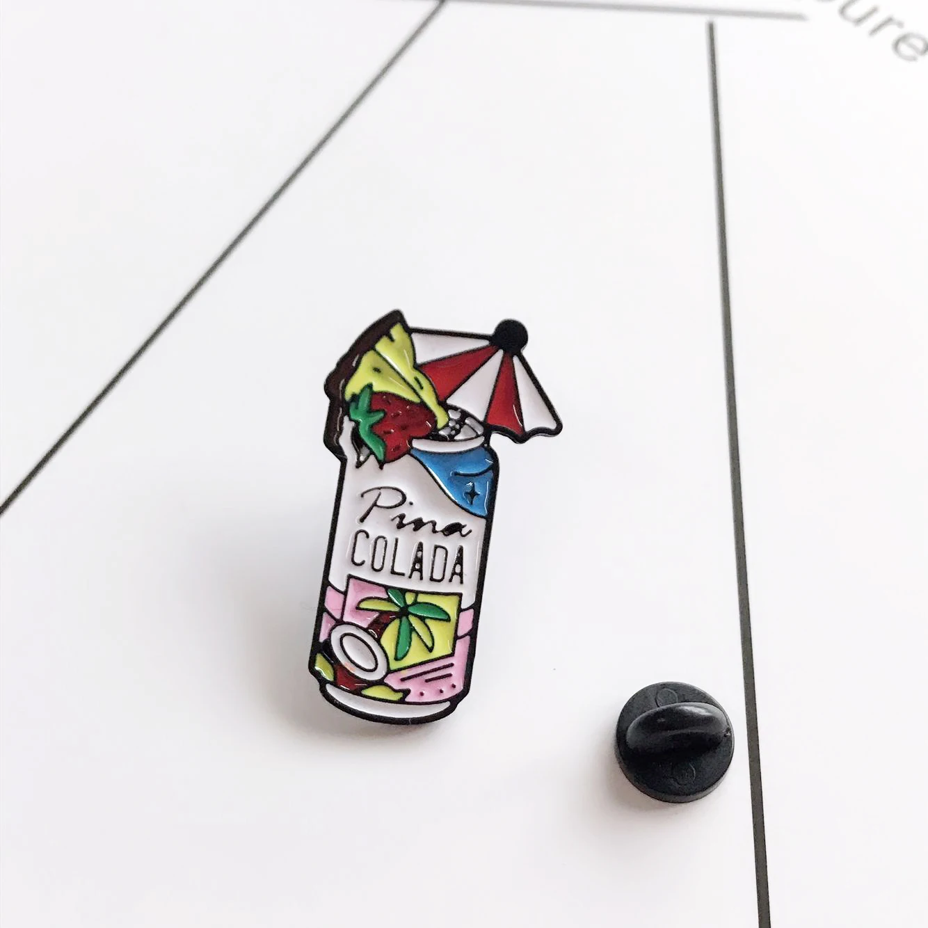 Модные Коктейльные Броши для женщин PINA COLADA Кокосовая роща аромат Коктейльная брошь, эмалированный штифт джинсовые куртки воротник значок