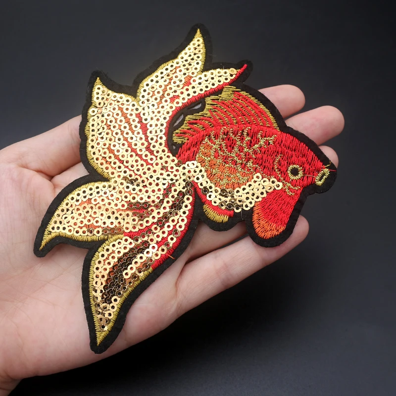 Flower Bird Butterfly Goldfish Embroidered Patches For Clothing DIY Stripes Applique Clothes Stickers Iron On Patches Badges