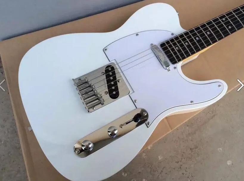 

Factory custom white electric guitar, white guard board, rose finger board,