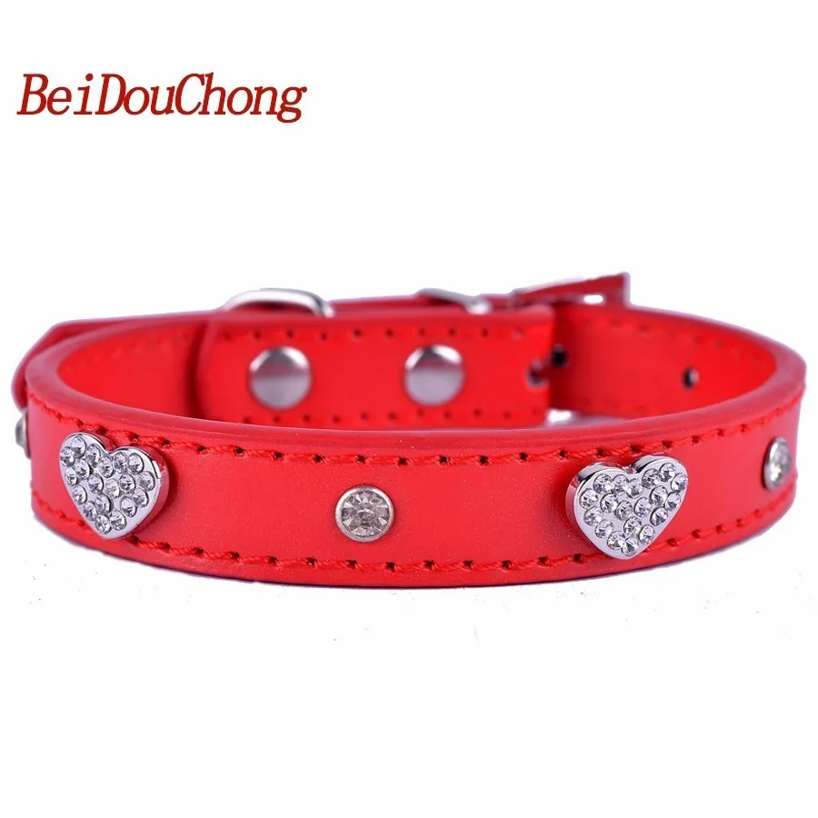 Стразы искусственная кожа ошейник для маленьких собак кожаный Bling Diamante Сердце шипованных Чихуахуа йорка 5 цветов Размеры размеры S и M