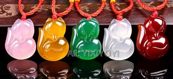 

10pcs Lots Chinese Handwork Natural White Green Red Agate Jade Carved Cute Fox Lucky Pendant + Rope Necklace Fine Jewelry