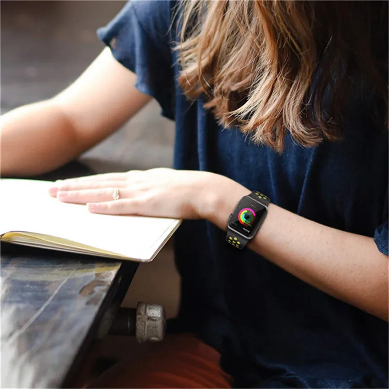Мягкие силиконовые спортивные мужские и женские полосы для apple watch 4 полоса 40 мм 44 мм, 38 мм, 42 мм, браслет на запястье для наручных часов iWatch серии 1/2/3