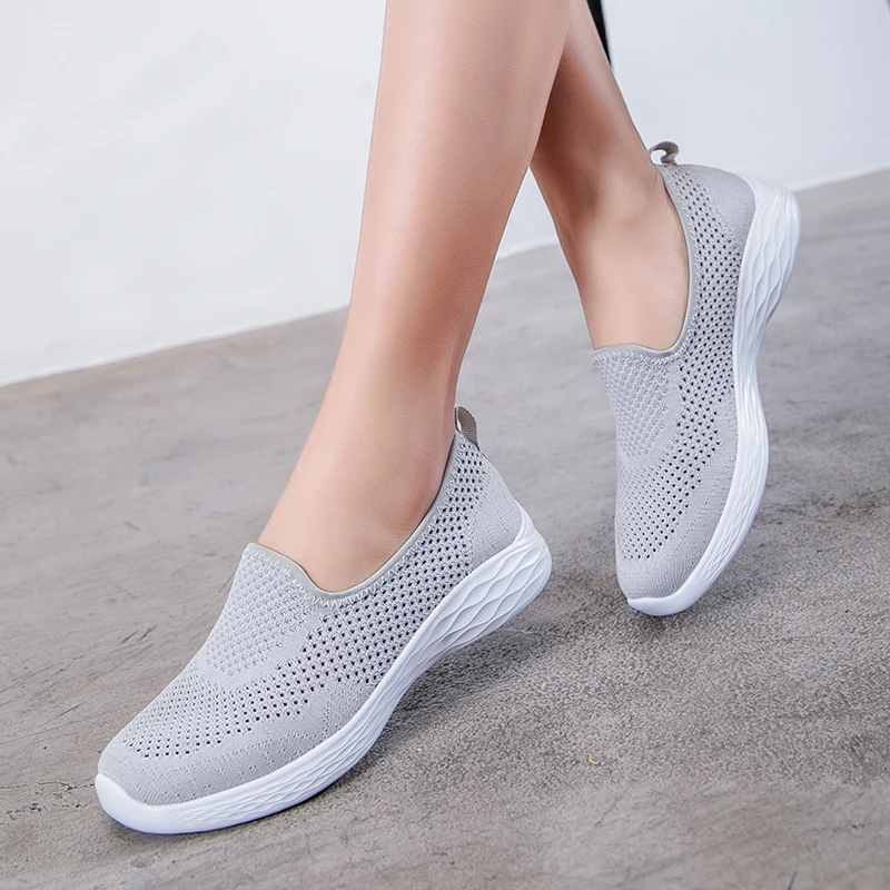 

2019 New Platform Sneakers Women Flat Sole Running Shoes Mesh Breathable Woman Sports Loafers Light Chaussures Femme