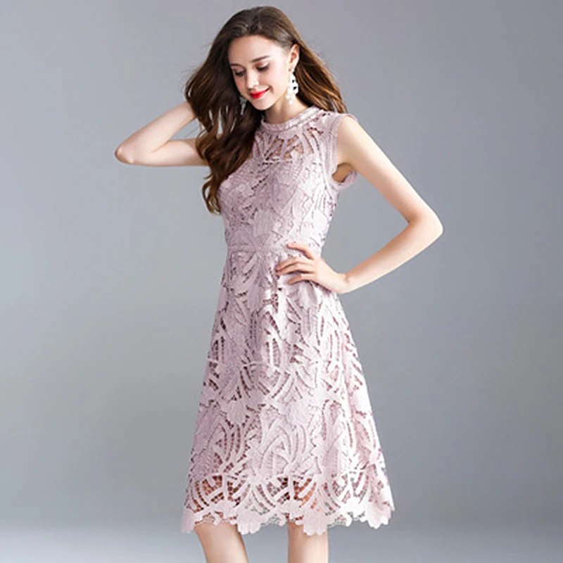 

2019 Summer New European American Large Size Women's Boutique Solid Color Sleeveless Hollow Embroidery Lace Slim A Word Dress