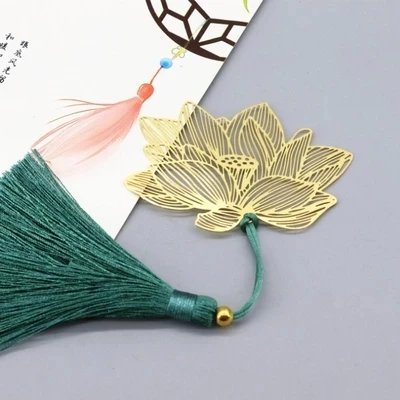 Metal lotus bookmark Chinese style ancient water lily brass Tassel cultural creative gifts | Канцтовары для офиса и дома
