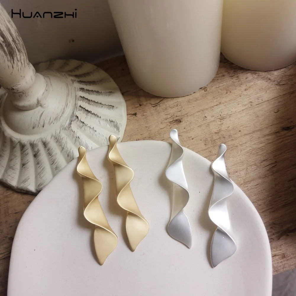 HUANZHI 2019 спиральные искажающие гиперболы геометрические индивидуальные длинные
