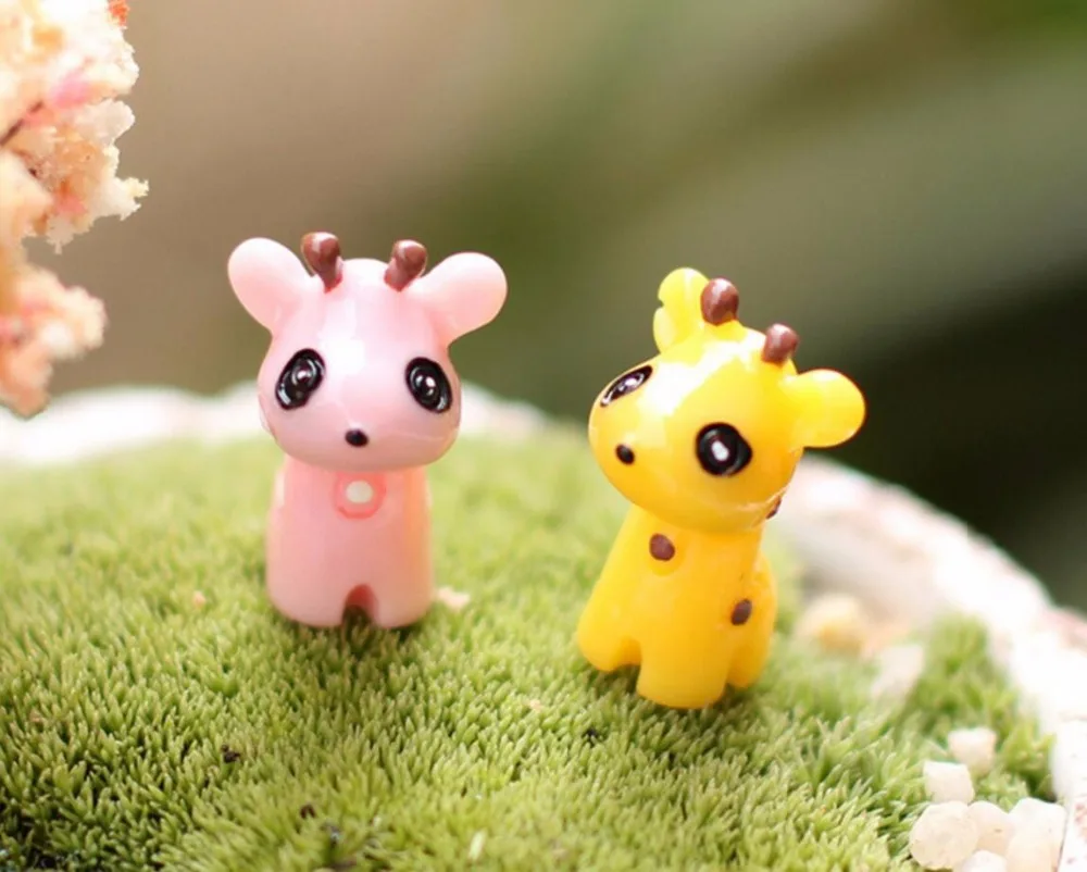 

50pcs/set Plastic Pink/Yellow Mini Giraffe For Moss Terrarium Home Desktop Decor/Crafts/Bonsai/Doll House/Miniatures