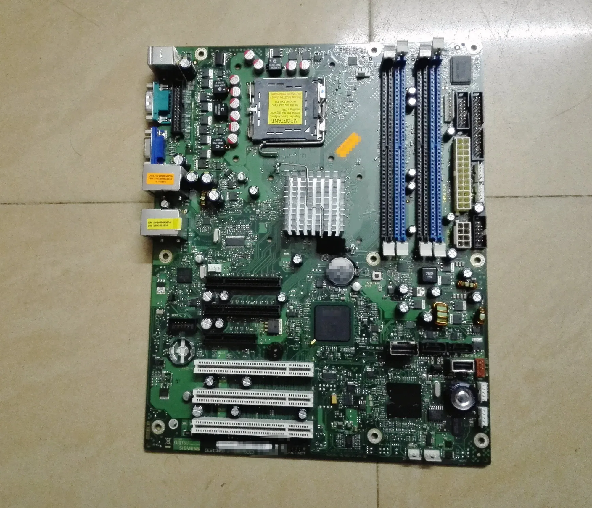 D2559-A12 W26361-W1482-X-03 W1482-24-04-36 | Мобильные телефоны и аксессуары