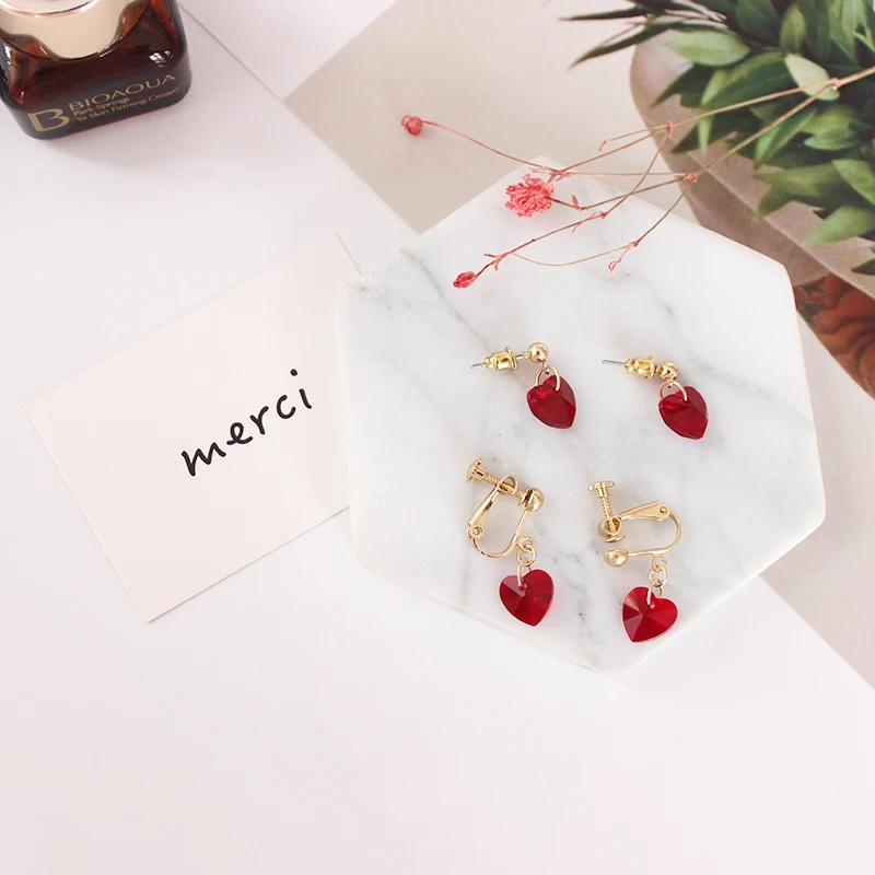 Xqбесплатная доставка модные женские ювелирные изделия полый кулон в форме