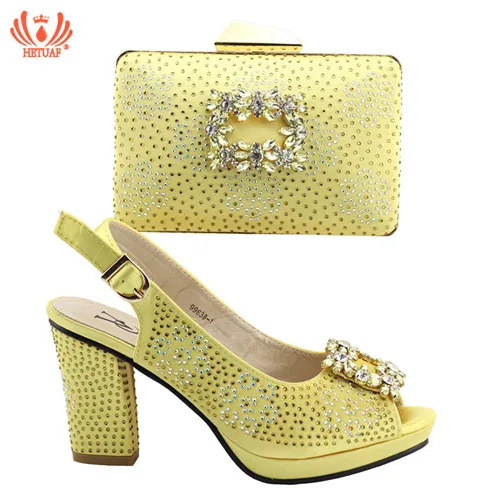 Цвет: желтый Pink Color African PU Leather Shoes And Bag Matching Set With Stones Shoes Women Italian High Heels Sandals For Party Wedding - Цвет: Цвет: желтый