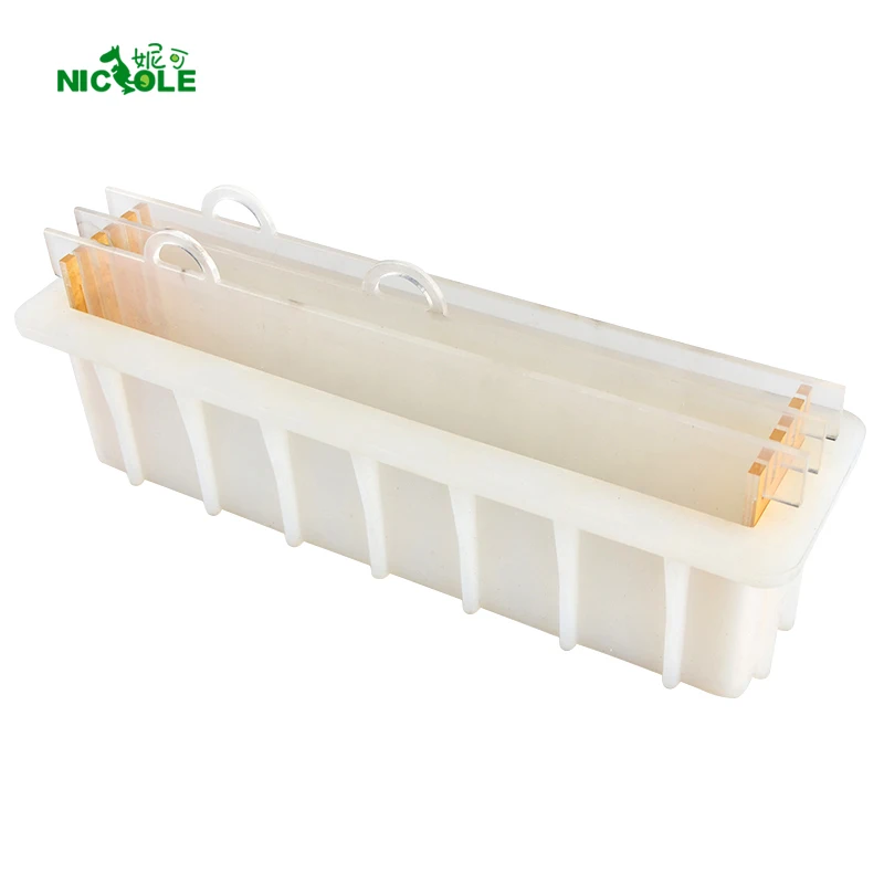 

Swirl Render Soap Silicone Mold Soaps Making Mould with Transparent Vertical Acrylic Clapboard